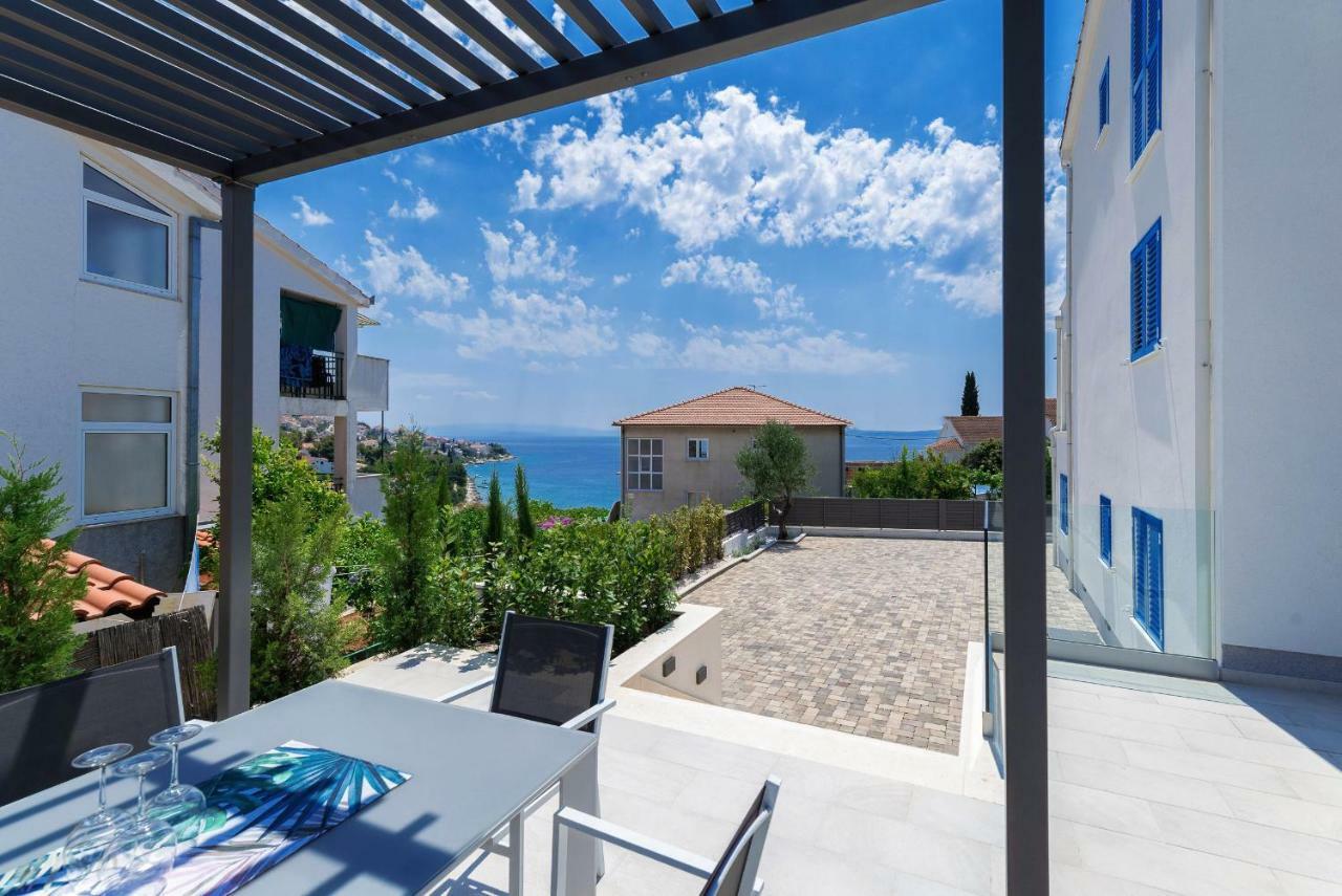 טרוגיר Villa Miholina - With Heated Swimming Pool מראה חיצוני תמונה
